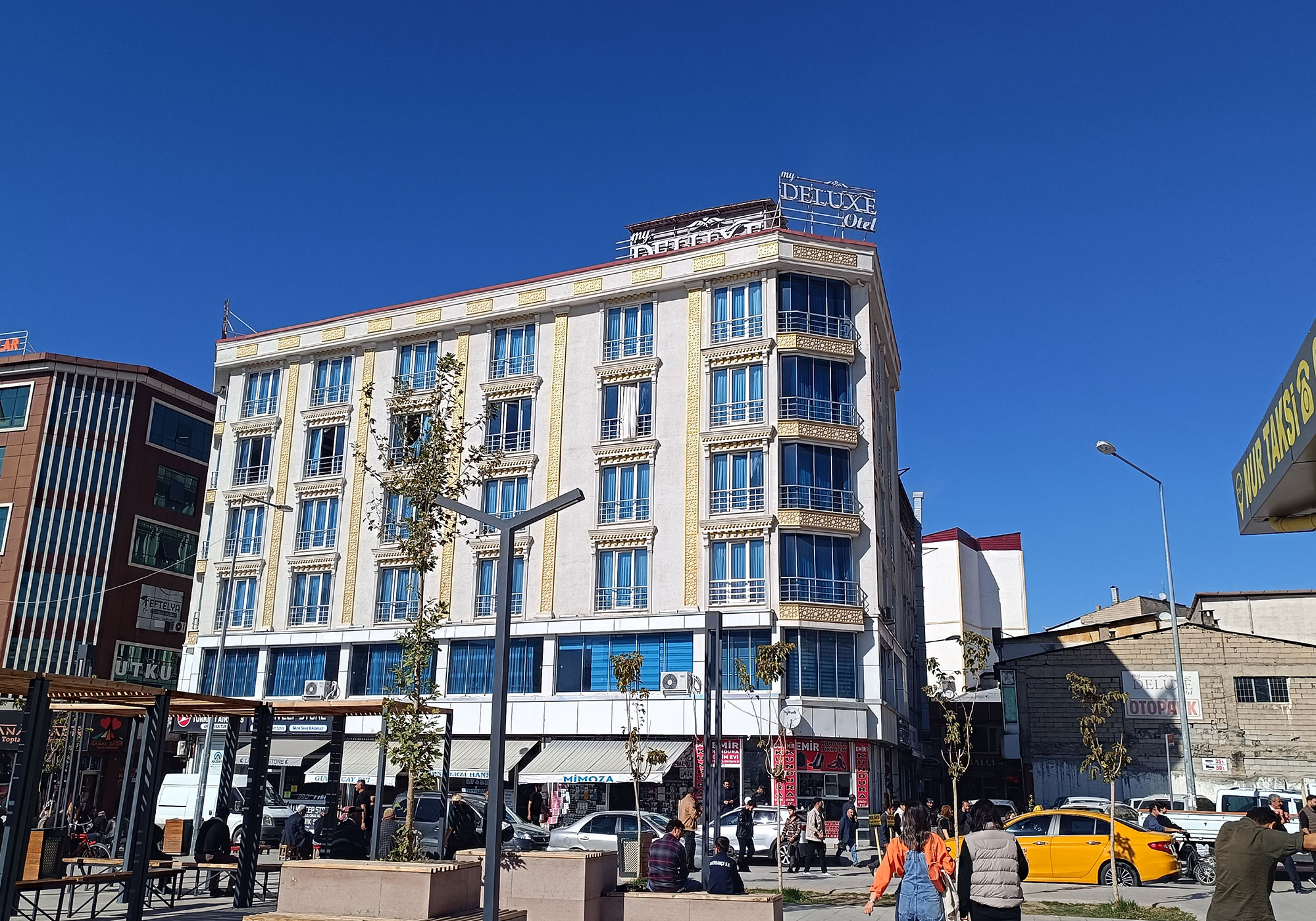 هتل مای دلوکس وان Hotel My Deluxe Van